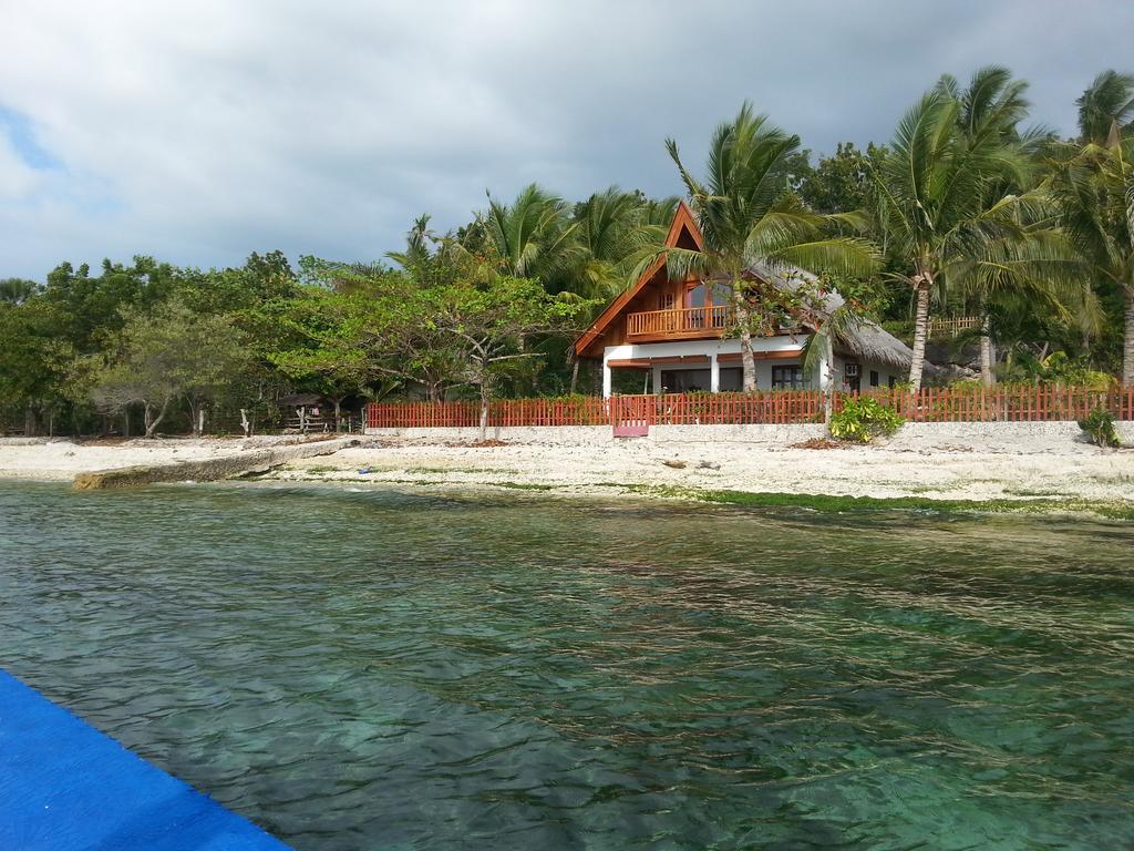 Santander Beach House - Cebu Villa Exterior photo